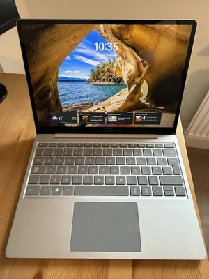 Microsoft Surface touchscreen Laptop Go 3 i5-1235U 8GB 256GB ultra lightweight - Image 1 of 4
