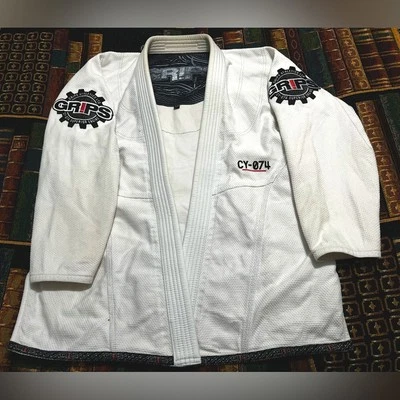 GRIPS Alianza Brasileña de Jiu Jitsu EDICIÓN LIMITADA CY-074 Para hombres A4 Top Solo BJJ Foto 1 de 4