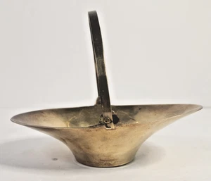 VTG Small Brass Basket Trinket Keys Jewelry Metalware Made in India - Picture 1 of 7