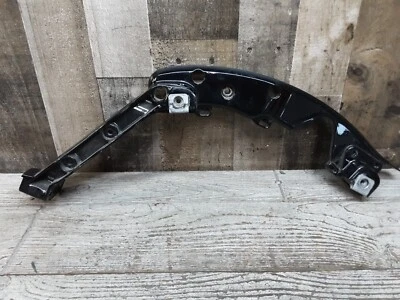 Harley Davidson Road Glide CVO 2021 21 trasero derecho guardabarros puntal cubierta negra Foto 1 de 4