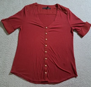 White House Black Market Women`s Burgundy Metal Button Up V Neck Blouse / Size S - Picture 1 of 10