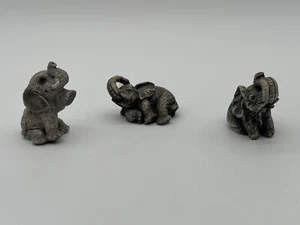 Set Of 3 Elephant Miniatures Taiwan  - Picture 1 of 9