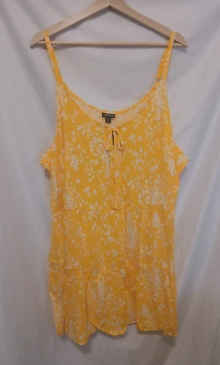 TORRID Amarillo Floral Callis Volantes En Niveles Corbata Frontal Cami Top 4X/26 Espaguetis Foto 1 de 4