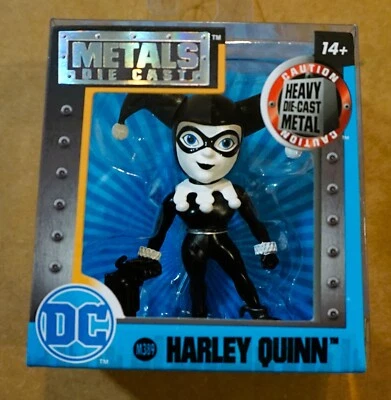 Figura Harley Quinn (blanco y negro) fundida a presión de 2,5" de Jada Metals Foto 1 de 2