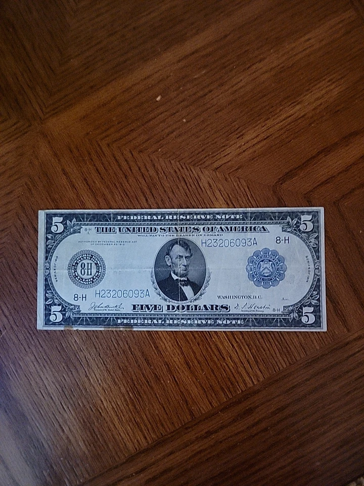 1914 $5 Federal Reserve Note. St. Louis. Stain At The Bottom  - Image 1 of 4