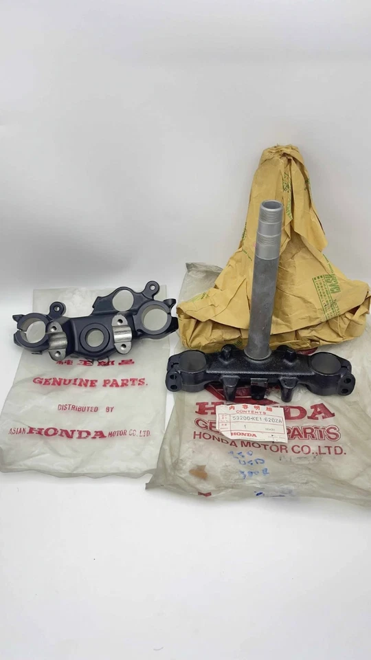 HONDA MTX125 MTX125R,MTX125RW FRONT FORK BRIDGE BELOW&BRIDGE,FORK TOP NOS JAPAN Foto 1 de 4