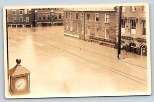 RPPC postcard uncaptioned Montpelier VT flood street scene pre-1940 State & Main - Picture 1 of 2