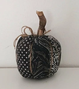 Herbst Kürbis/gestückelt schwarz & weiß Stoff/Tier Tablett Füller/Tischlandschaft  - Bild 1 von 3
