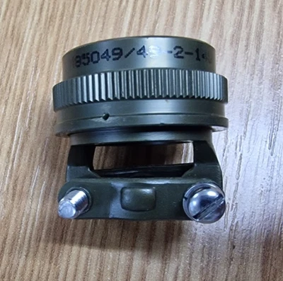 8 pcs -AMPHENOL M85049/49-2-14W MIL SPEC Size 14 Circular Connector Backshell - Image 1 of 4