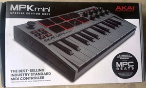 Controlador MIDI/USB Akai Professional MPK MK3 Mini 25 teclas edición especial gris - Imagen 1 de 3