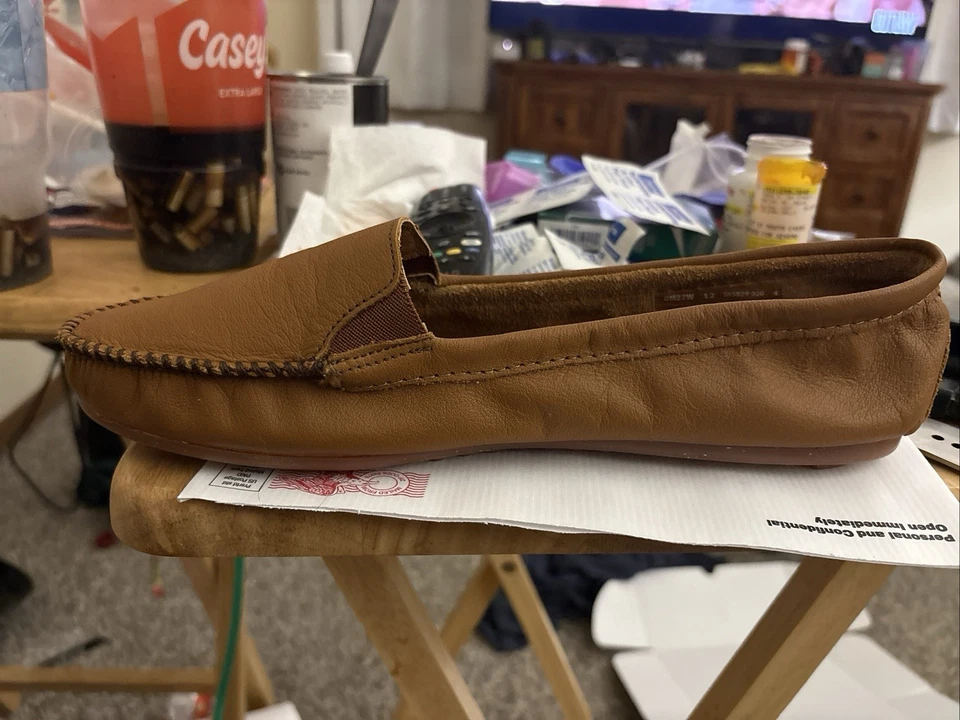 Minnetonka, Leather Women’s Slippers - Image 1 of 2