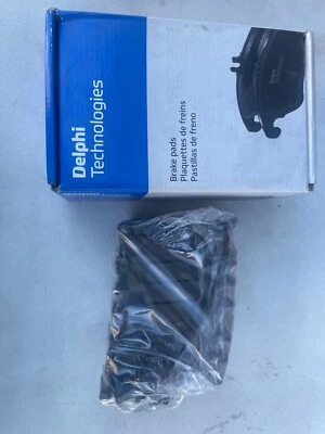 Pastillas de freno delanteras Delphi OEM para Audi R8 RS4 RS5 RS6 8E0698151Q Foto 1 de 2