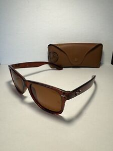 RAY BAN P Wayfarer / Made in Italy - Burgundy Red Polarized Sunglasses with Case