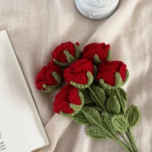 Handmade Crochet Knitted Half Dozen Red Rose Flower Bouquet 6 Stem - Picture 1 of 4