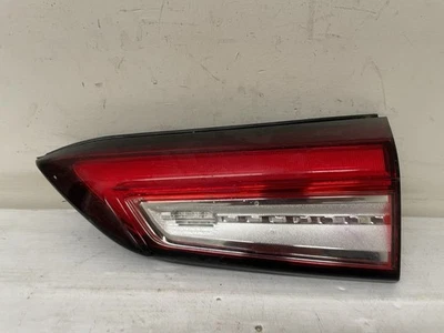 GMC Terrain 2022 2023 2024 luz trasera interior LED RH OEM Foto 1 de 4