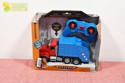 DRIVEN by Battat Micro Series Remote Control Recycling Truck - Image 1 of 4
