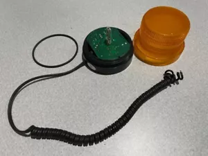 Vintage Strobe Flashing Beacon Amber Light 4” x 3-1/2” WORKS fix or parts - Picture 1 of 2