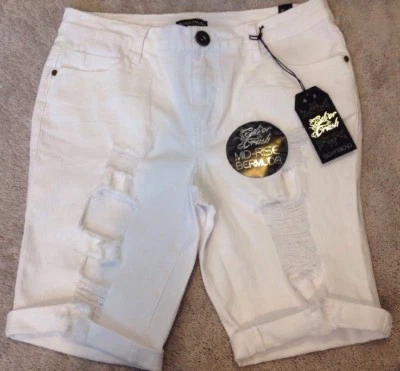 7/8 Silver Crush Mid-Rise Bermuda Boyfriend White Short NWT - Image 1 of 4