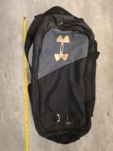 Under Armour Reisetasche schwarz und grau. - Bild 1 von 6