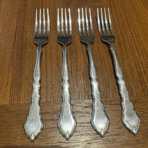 Oneida SATINIQUE Stainless Flatware DINNER FORKS Set Of Four - Picture 1 of 9