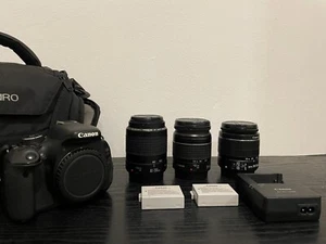 Canon EOS 600D DSLR camera + 3 lenses, 2 battery, bag - Picture 1 of 7