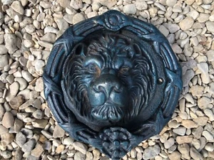 Grande ghirlanda battente porta testa di leone in ferro vintage leoni antica diametro 8"  - Foto 1 di 3
