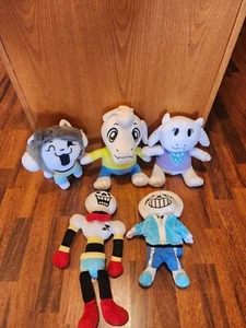 Undertale Toriel Plush 10" Officially Licensed Plushie Plush Fangamer Lot Of 5 - Picture 1 of 7