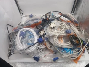** JOB LOT ** 40 x VGA Mixed Monitor Cable 40 Units ** JOB LOT ** New Old Stock - Afbeelding 1 van 11