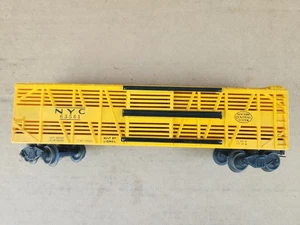 Postwar Lionel 6356 NYC New York Central Four Door Stock Car - Picture 1 of 11