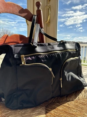 TUTILO HOMBRO HOBO BOLSO DE MANO DE VIAJE NEGRO NAILON Y IMITACIÓN CUERO RIBETE CREMALLERA DORADA Foto 1 de 4