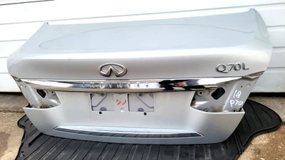 2018-2019 英菲尼迪 Q70 Q70L 后备箱盖银色带摄像头 — 第 1/4 张图片