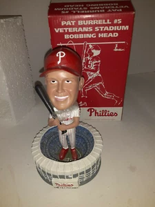 2003 VETERANS STADIUM COMMEMORATIVE Philadelphia Phillies McDONALD'S BOBBLE HEAD - Picture 1 of 6
