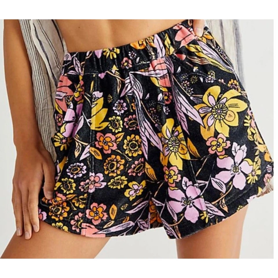 FREE PEOPLE At First Sight Floral Terry Cloth Shorts Festival Boho Fairy70s Sz S - Image 1 of 4