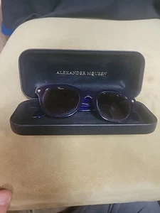 Alexander McQueen Sonnenbrille AM0027O 004 blaues Gestell  - Bild 1 von 8