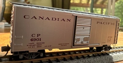 Micro Trains N Scale RTR #20546 40’ Box Car Canadian Pacific 4901 NY - Image 1 of 4
