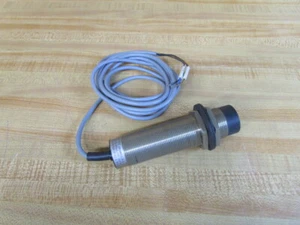 Sensor de proximidad ultrasónico Allen Bradley 873C-D30NP30-E2 - Imagen 1 de 5