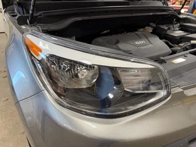 Passenger Headlight Model Halogen Without LED Accent Fits 14-19 SOUL 447660 - Image 1 of 4