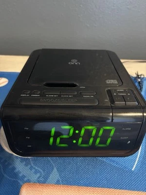 ONN CD AM/FM Clock Radio ONA12AV502 - Image 1 of 4