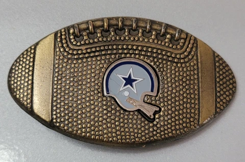 VTG Dallas Cowboys Belt Buckle by Lee NFL Properties 1981 Helmet Buckle Cover
