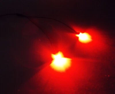 2 RED LED LIGHTS 7/21V DC FOR LGB AMERICAN LANTERNS OR EUROPEAN MARKERS - Image 1 of 4