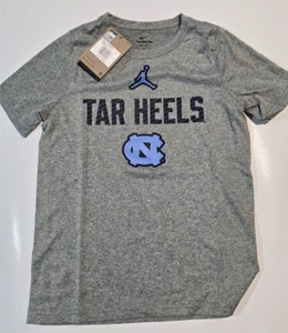 Jungen Nike Dri-Fit North Carolina Tar Heels Legend Football lizenziertes T-Shirt - Bild 1 von 2