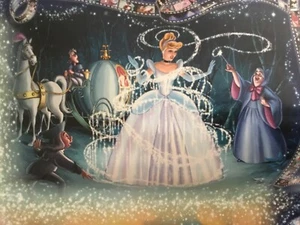 Ravensburger -Puzzle Moments Disney 4032 pièces Cendrillon - Photo 1/3