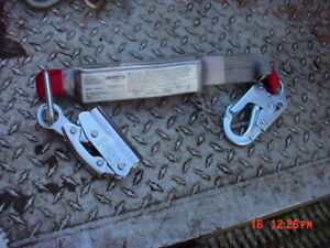 3M™ Protecta® Rope Adjuster with Lanyard 1340005  2 Foot  5/8" Rope Grab