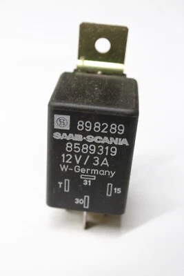 Внутреннее реле вентилятора NOS Saab 900 8589319 оригинальное 1986-1990 - Изображение 1 из 4