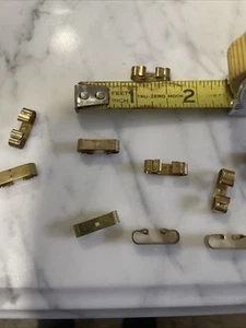 12 CRAVATTA BOLO COLORE ORO SCIVOLO REPERTO - Foto 1 di 3