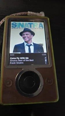 Microsoft Zune 30GB, bundle with Charger Sync cable, works well - Image 1 of 4