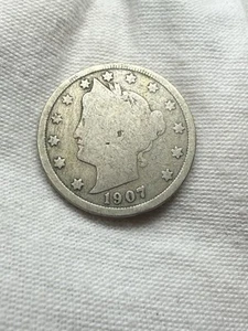 Rare 118 Year Old 1907 Liberty V Nickel US Coin Collection Collectible Good - Picture 1 of 2