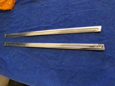 1973 - 1977 Chevy El Camino GMC Sprint Rear Back Window Surround Trim Molding 77 — 第 1/4 张图片