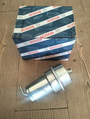 MERCEDES W107 W116 W12 W126  FUEL PRESSURE ACCUMULATOR BOSCH NEW - Image 1 of 4