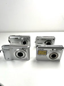 Lotto 4 Fotocamere Compatte Sony, Olympus, Casio, Pentax - Da Riparare - Imagen 1 de 13